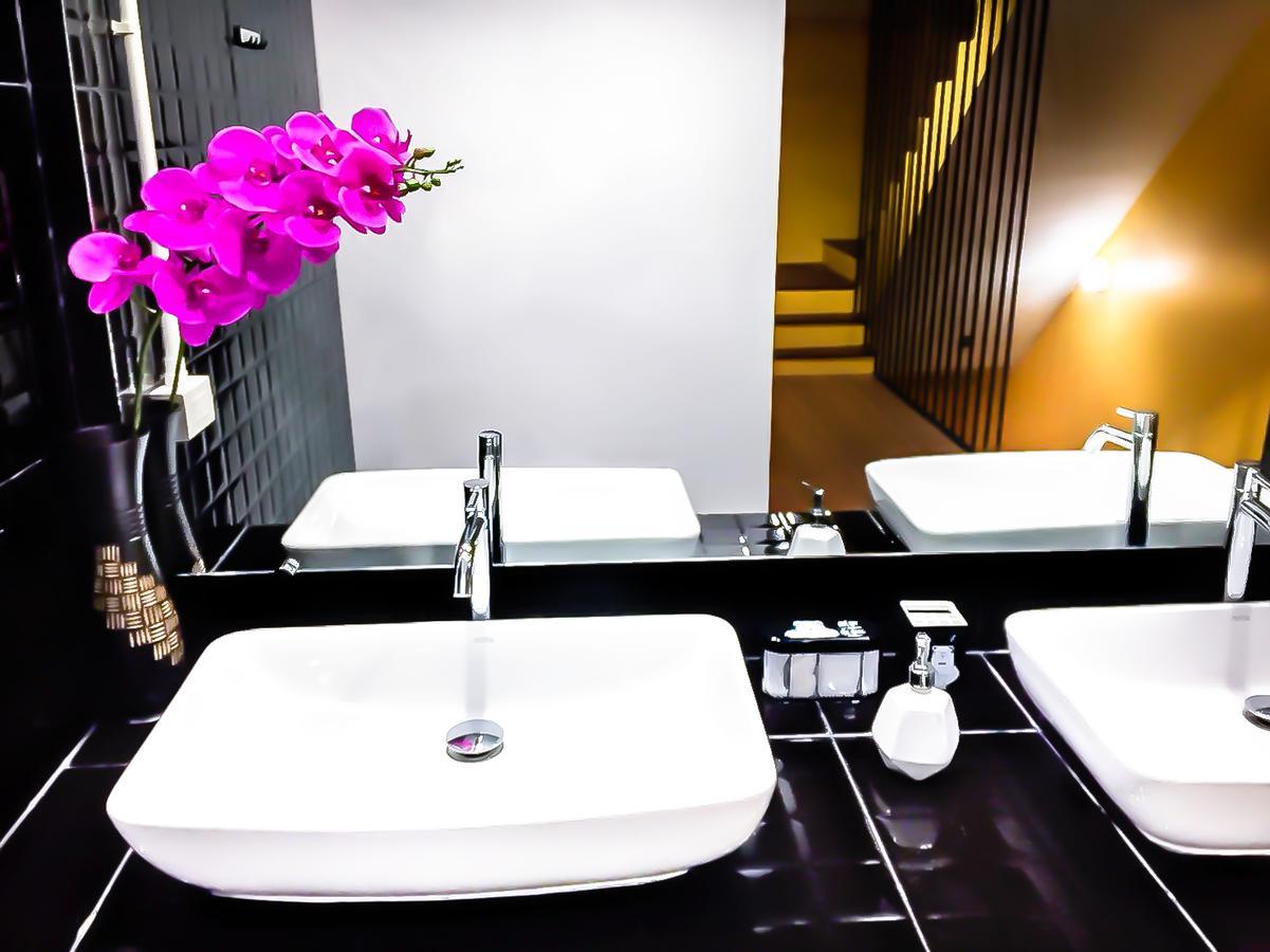 Artistel (Adults Only) Hostel Chiang Mai Luaran gambar