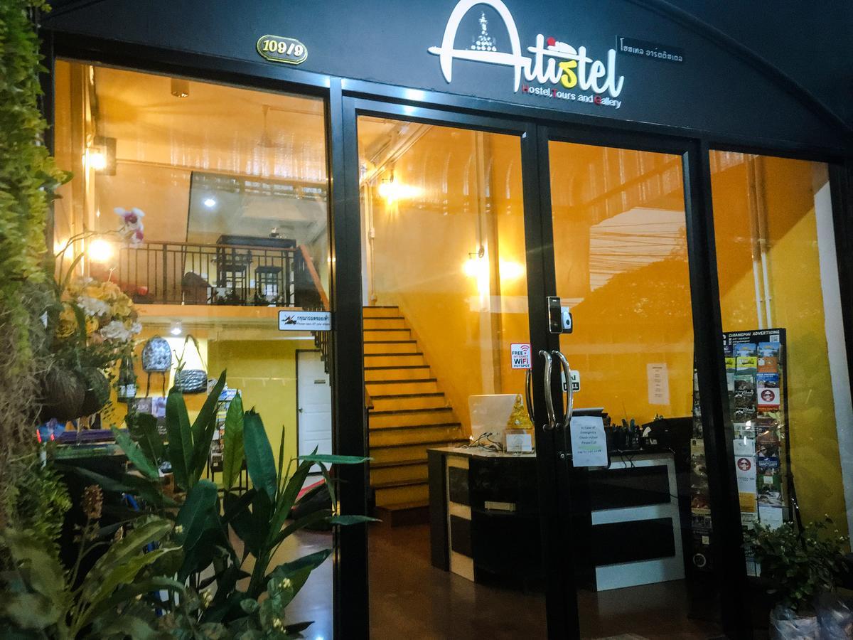 Artistel (Adults Only) Hostel Chiang Mai Luaran gambar